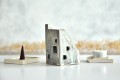 Domek ceramiczny Z KRAWĘDZIĄ KOSZOWĄ